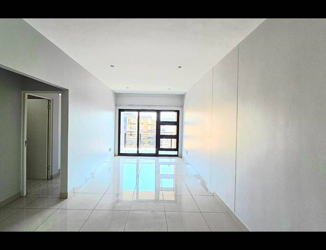 2 BEDROOM APARTMENT FOR SALE IN UMHLANGA RIDGE